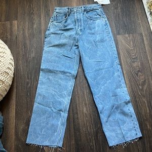 Etica Carine True Straight Crop Desert Cliff